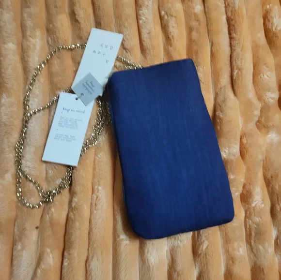 A New Day Cellphone Crossbody Bag With Gold Chain - Picture 5 of 7